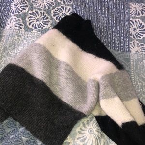 H&M Sweater